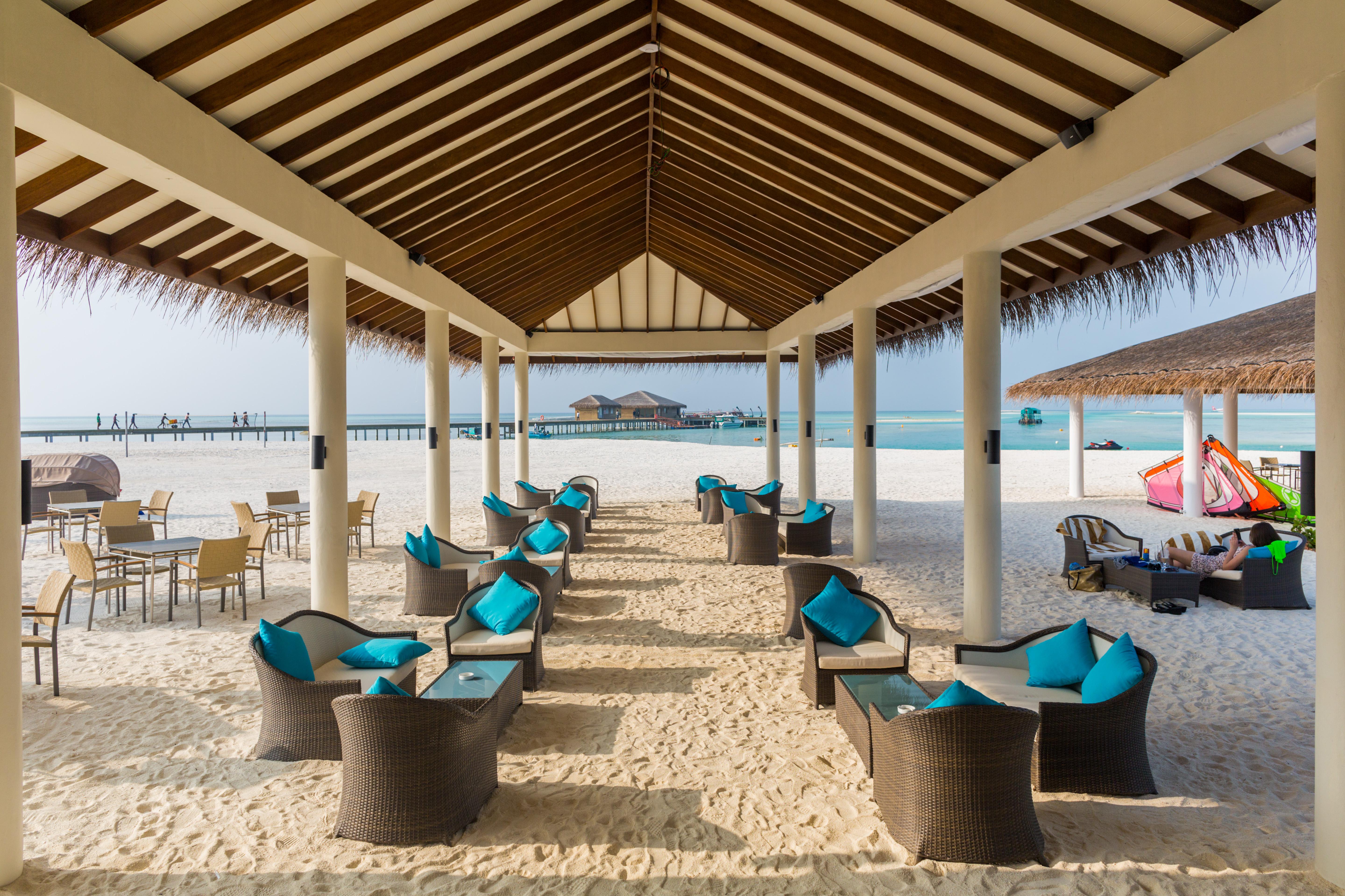 Cocoon Maldives Hotel Kurendhoo Exterior photo