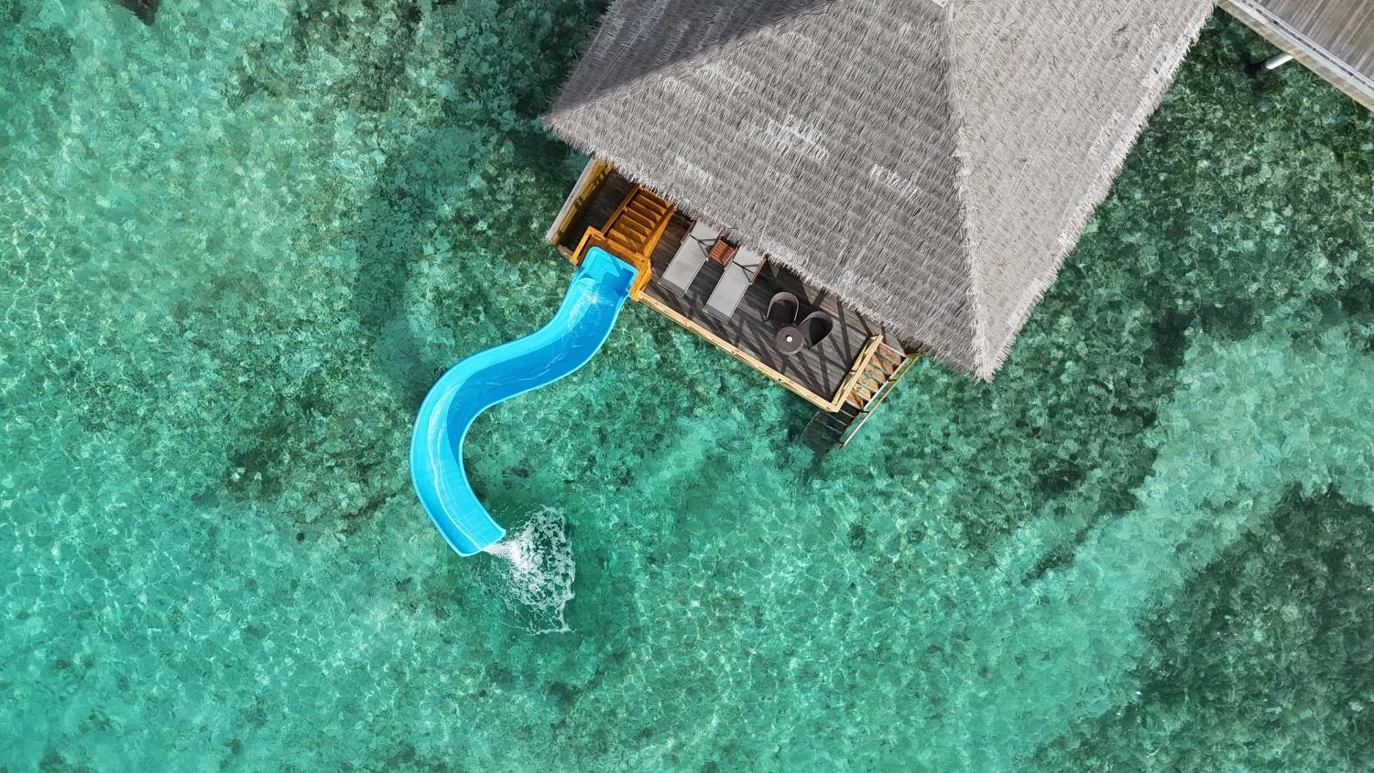 Cocoon Maldives Hotel Kurendhoo Exterior photo