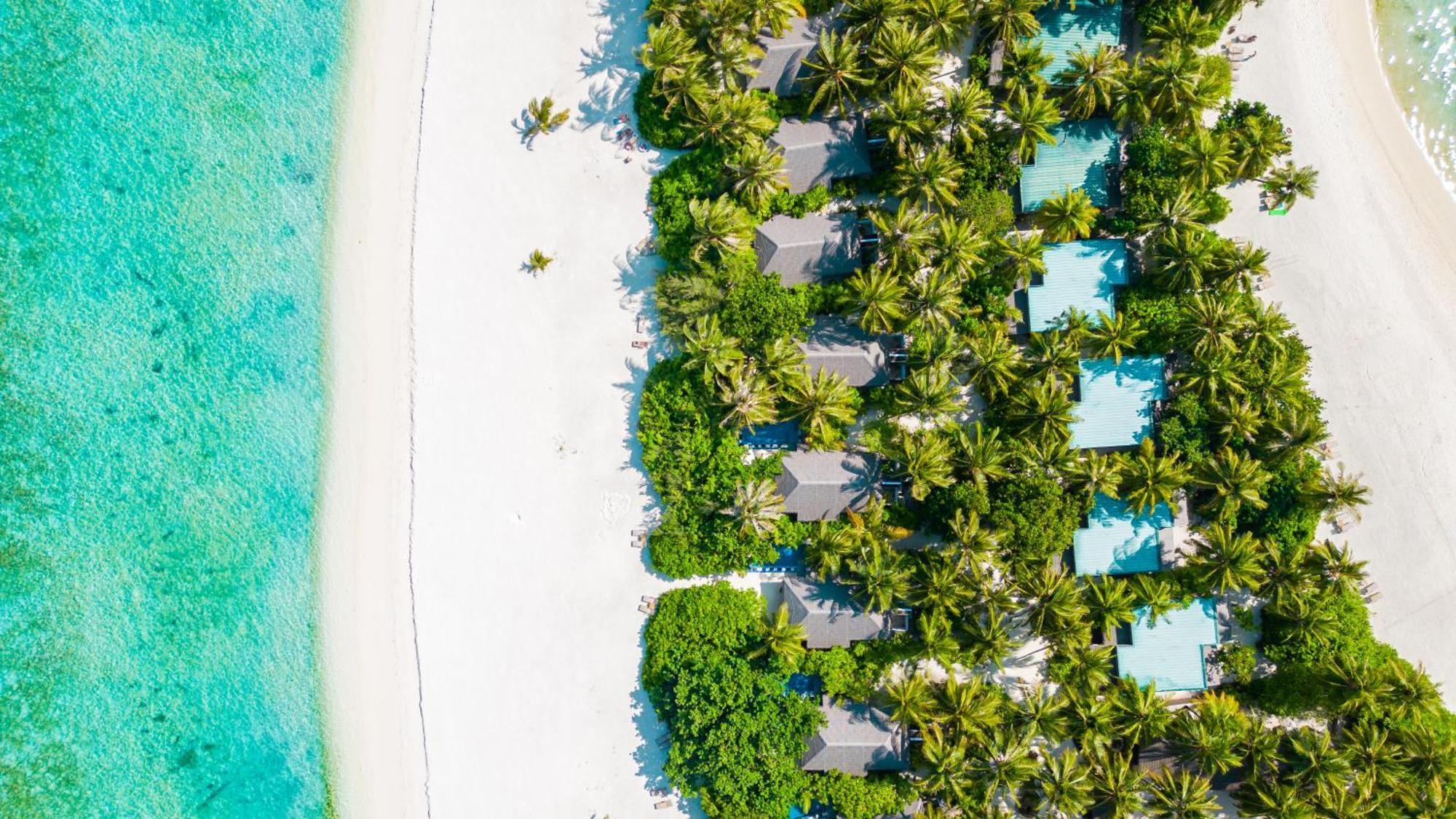Cocoon Maldives Hotel Kurendhoo Exterior photo